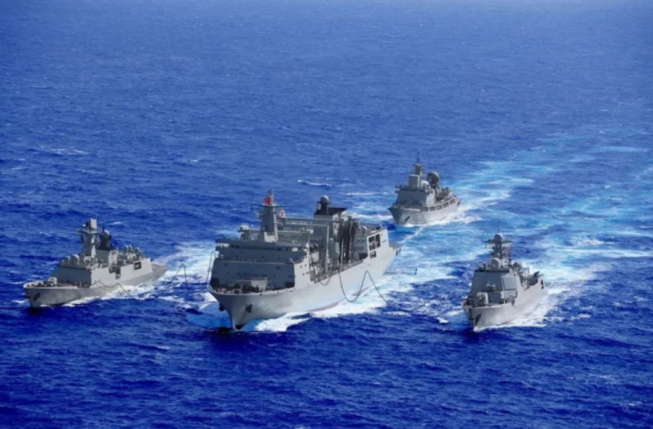 1994年,美國海軍黃海挑釁,蘇27衝向F14,殲8鎖定“小鷹號”航母 1994年,美國海軍黃海挑釁,蘇27衝向F14,殲8鎖定“小鷹號”航母