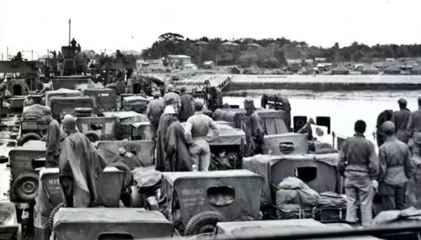 揭秘！長津湖戰役未公開的歷史，一泡尿引出志願軍的另一個對手