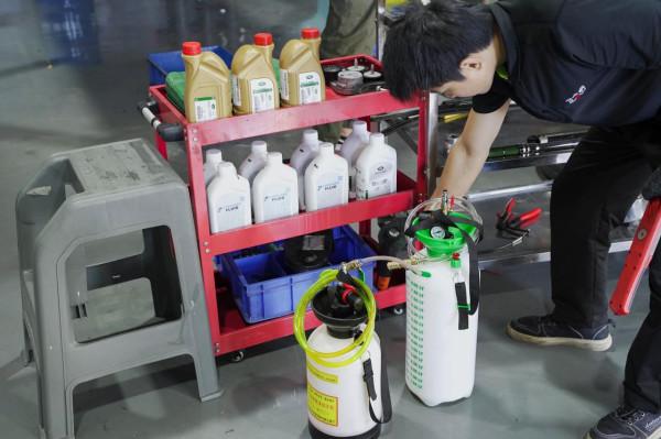 霸氣的路虎都容易側漏(漏水)嗎?淺談保養那些事~ 霸氣的路虎都容易側漏(漏水)嗎?淺談保養那些事~