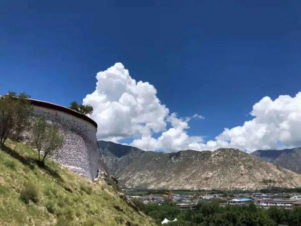 當一名會摩旅的摩托車從業者，是種什麼體驗？