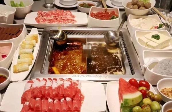 海底撈兩個月內損失超過2000億?創始人帶全家移民,發生什麼了? 海底撈兩個月內損失超過2000億?創始人帶全家移民,發生什麼了?