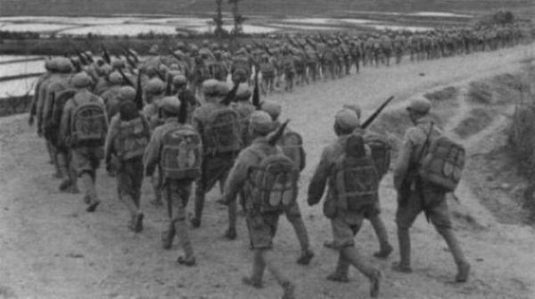 母親被國軍抓獲,政委當場發飆:誰敢動我媽,我讓他全家雞犬不留 母親被國軍抓獲,政委當場發飆:誰敢動我媽,我讓他全家雞犬不留