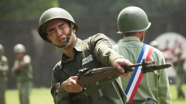 臺兩棲部隊演練越海峽作戰，臺海巡隊強行扣押我漁船