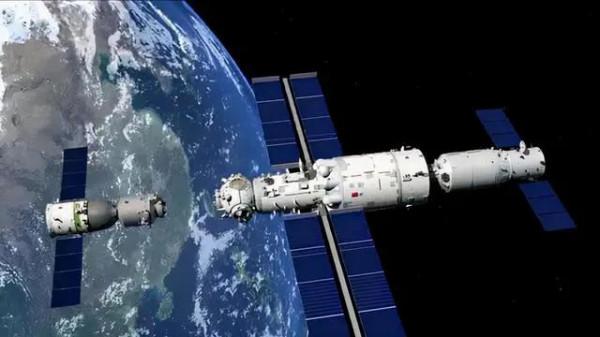 航天英雄凱旋歸