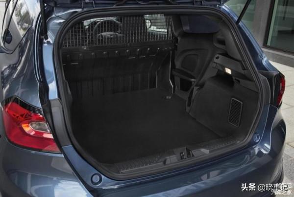 裝載空間不錯，新款嘉年華Van官圖釋出