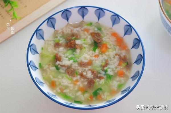 一塊牛肉，一把小白菜，營養搭配煮一鍋，早餐吃它太優秀了