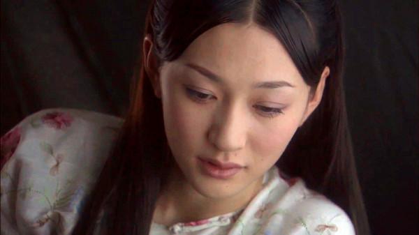 別人演“大家閨秀”只是像，她們簡直就是名門大小姐本人