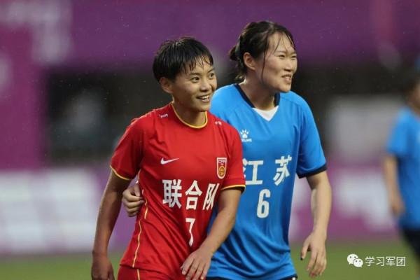 女足聯合隊2比1逆轉江蘇 王霜傳射助晉級四強
