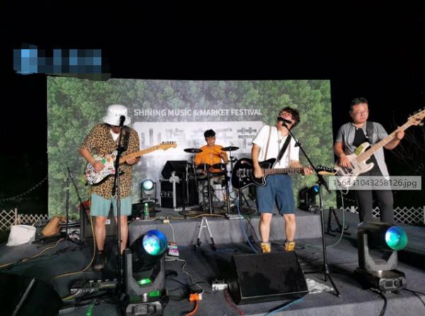 蘇北農村小夥放棄國企工作，返鄉打造“網紅打卡地”，還帶領村民共同致富！