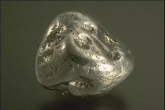 100種漂亮礦石，讓你大開眼界！還有鑑別方法哦