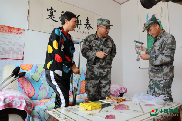 最美新時代革命軍人丨張洪峰:軍人就應當衝鋒在戰場 最美新時代革命軍人丨張洪峰:軍人就應當衝鋒在戰場