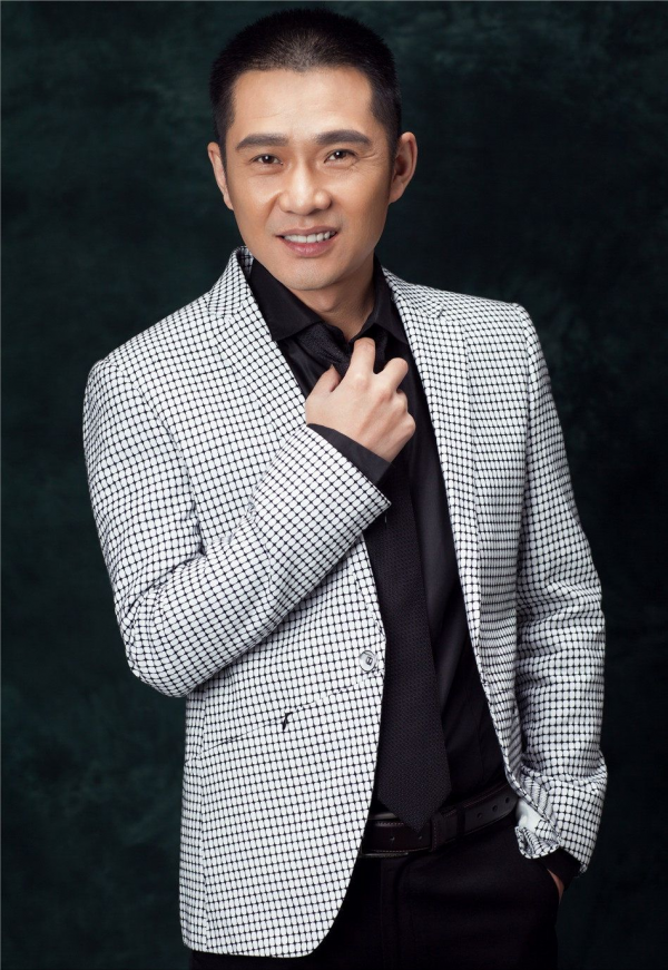 著名演員任帥:戲紅人不紅,將“醜妻”當成寶 著名演員任帥:戲紅人不紅,將“醜妻”當成寶