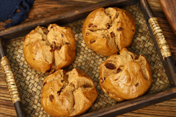 做紅糖開花饅頭，記住2個要點，保證個個開花，暄軟蓬鬆又香甜