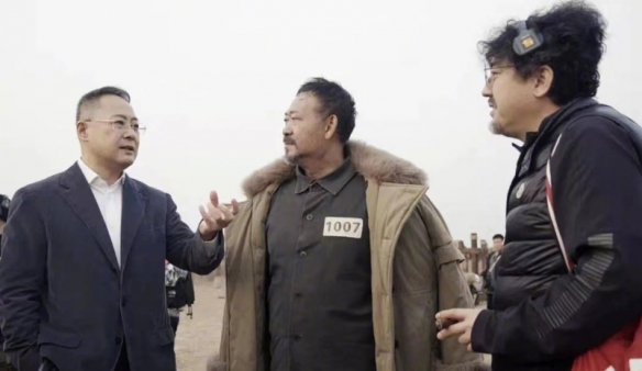 姜武 王志文主演電影《731》正式殺青 殺青照公佈