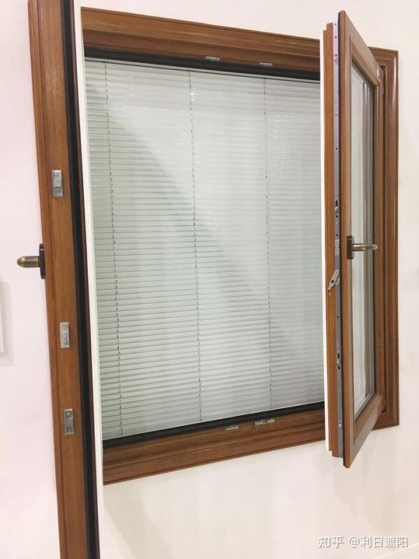 中空玻璃內建百葉門窗|門窗改用中空玻璃的功能 中空玻璃內建百葉門窗|門窗改用中空玻璃的功能