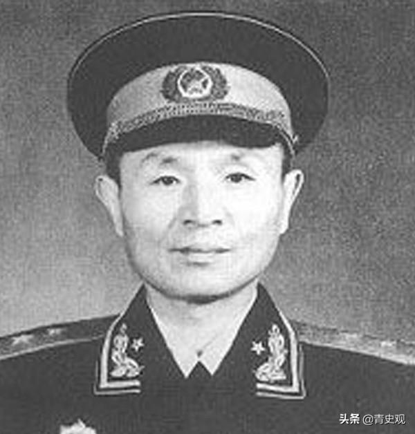 關於開國少將解方的職級探討：準兵團級的將領，何以獲得少將軍銜？