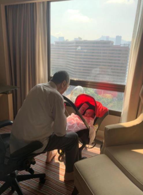 “老來得子”的5位男星,他81歲得女還想生,王剛兒子和外孫同歲 “老來得子”的5位男星,他81歲得女還想生,王剛兒子和外孫同歲