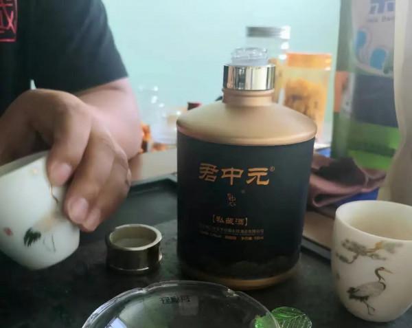 內行人買酒,不專挑貴的,這3款廉價酒也不錯,都是珍品糧食純釀 內行人買酒,不專挑貴的,這3款廉價酒也不錯,都是珍品糧食純釀