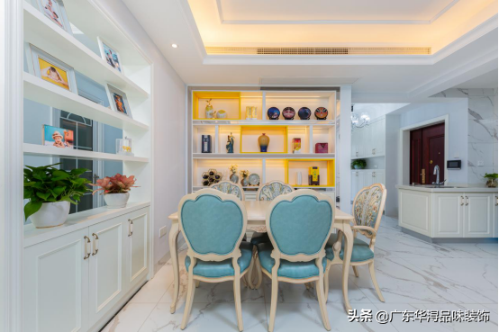 130平歐式設計風,鮮亮色調搭配,凸顯歐式浪漫主義氣息 130平歐式設計風,鮮亮色調搭配,凸顯歐式浪漫主義氣息