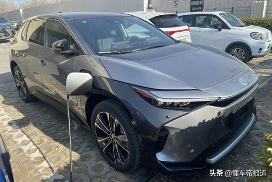 新車 | 續航500公里,海外售35.8萬起,豐田新電動SUV國內諜照曝光 新車 | 續航500公里,海外售35.8萬起,豐田新電動SUV國內諜照曝光