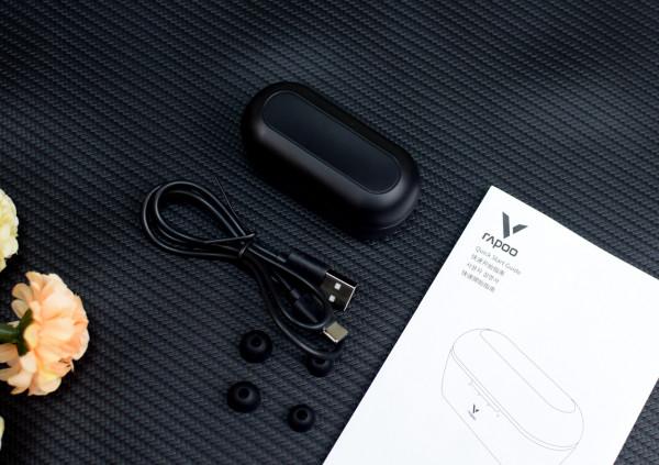 雷柏VM700S背光無線遊戲耳機：無線充電、無感延遲