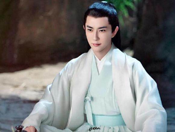 沒有貴氣別挑戰藍色，這6位藍衣古裝美男俊秀清雅，個個撩撥人心