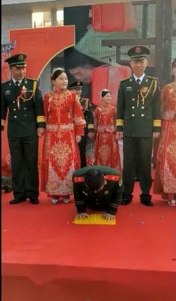 超甜！武警湖南總隊機動支隊舉行首屆集體婚禮，20對新人緣定今生