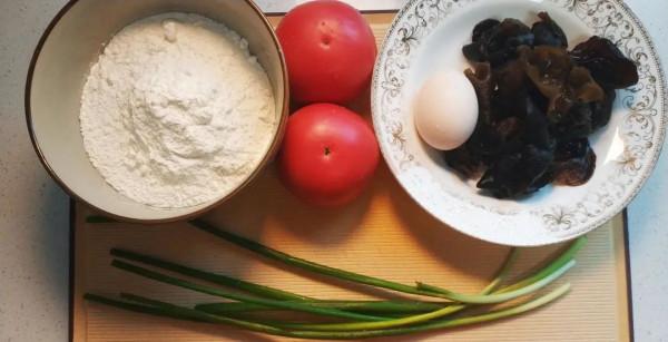 寶寶輔食從泥狀過渡到顆粒狀，這道“疙瘩湯”少不了