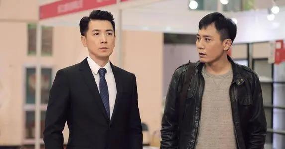 “古老師”保劍鋒:28歲爆紅,37歲跌落神壇,老婆46歲為他生子 “古老師”保劍鋒:28歲爆紅,37歲跌落神壇,老婆46歲為他生子