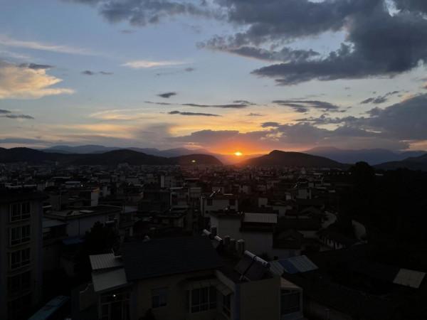 麗江的夏天有什麼? 麗江的夏天有什麼?