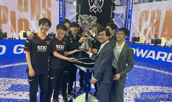 英雄聯盟S11決賽觀賽人數出爐,海外超400萬人觀看,歷史第一 英雄聯盟S11決賽觀賽人數出爐,海外超400萬人觀看,歷史第一