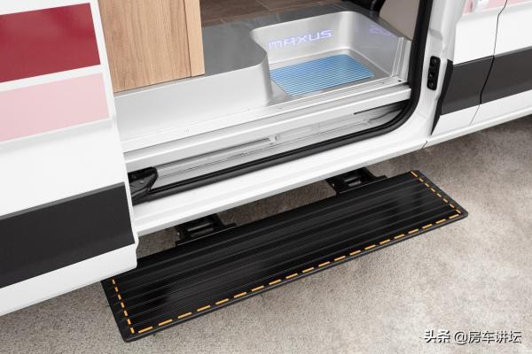 上汽大通旅行家v90旗艦版（豎床）隨時開啟旅行模式