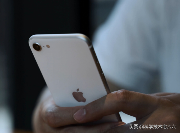 取代mini系列？新iPhoneSE螢幕更大、效能更強