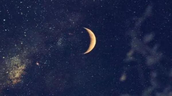 八月十五的月亮,在古代叫什麼名字? 八月十五的月亮,在古代叫什麼名字?