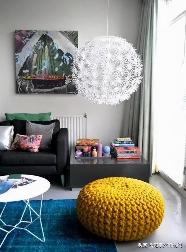 家裡的舊毛線，拿來鉤幾個圓形凳子，簡單好學，全家人都會喜歡