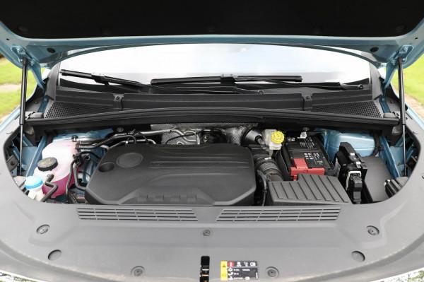 新車|適合二孩家庭全家出行 新款榮威iMAX8靜態解析 新車|適合二孩家庭全家出行 新款榮威iMAX8靜態解析