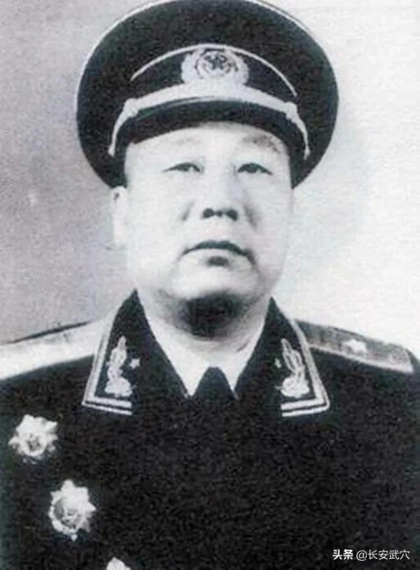 日軍少佐被我軍俘虜，大膽提出要一把手槍，從此我國多一個新軍種