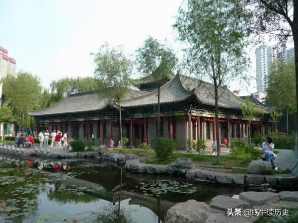 狄村是狄仁傑故里，距此不遠文瀛湖的狀元橋是狄仁傑鎮妖所建而成