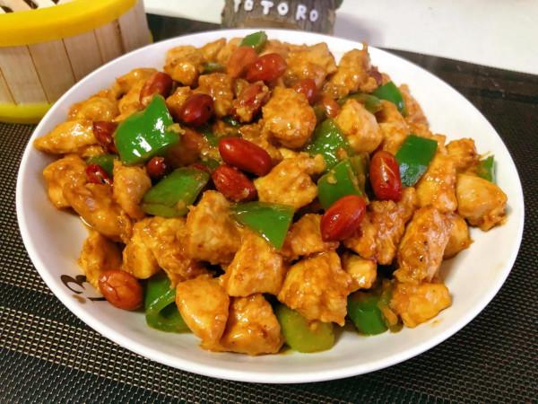 做宮保雞丁掌握“2用3部曲”，肉質鮮嫩，麻辣酥香又美味