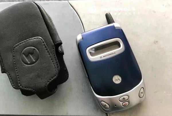 那些年追過的經典手機_摩托羅拉