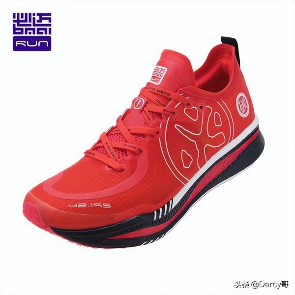 為啥全球認可的國產跑鞋沒人知道,說句大實話,不會炒作做網紅 為啥全球認可的國產跑鞋沒人知道,說句大實話,不會炒作做網紅