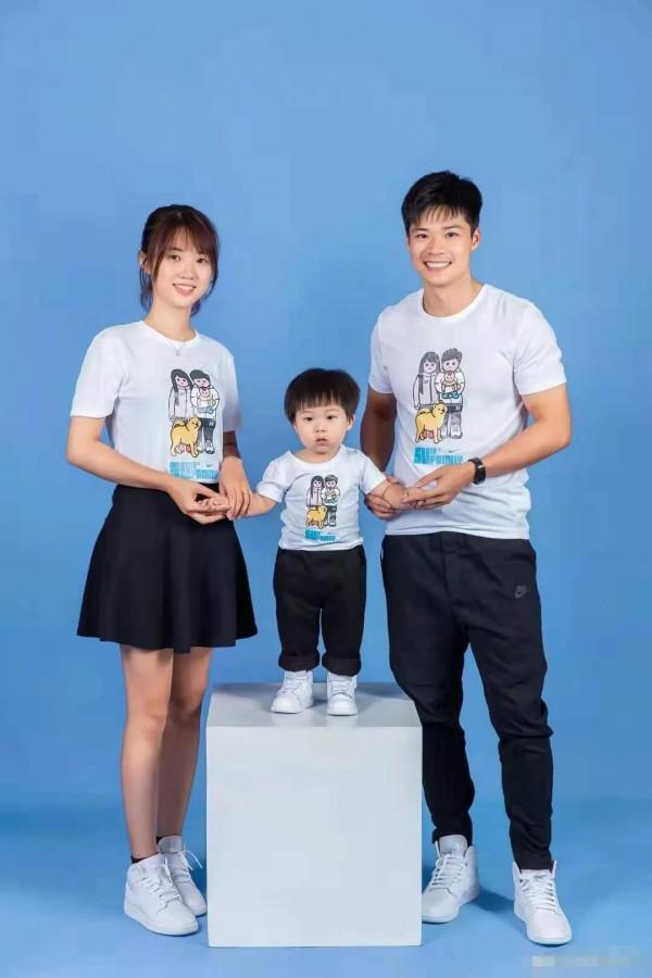 “百米飛人”蘇炳添今日百米首秀,成功的男人背後總有一個女人 “百米飛人”蘇炳添今日百米首秀,成功的男人背後總有一個女人