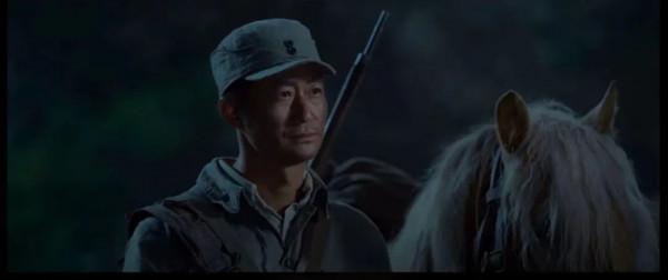 《我和我的父輩》,不止是沒爹味 《我和我的父輩》,不止是沒爹味