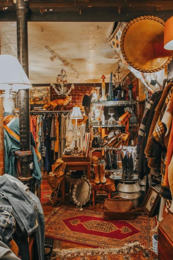 你怎麼年紀輕輕偏愛老物件？