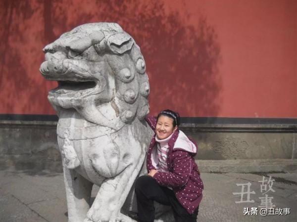 女兒剛出生就患了怪病，不吃不喝，長大後又吃到停不下來