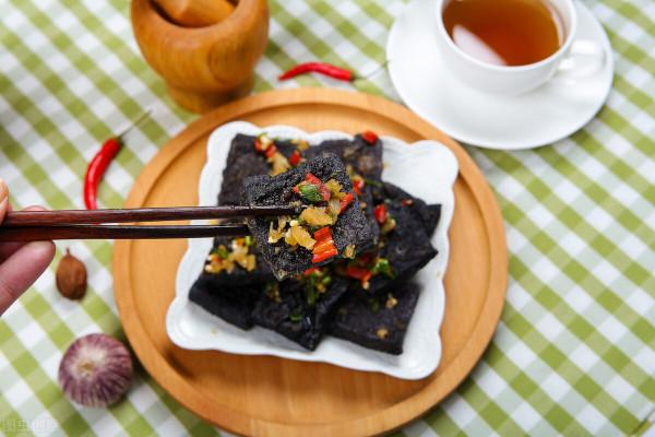 每天喝酸奶，養胃還是傷胃？積食的人可以喝酸奶？聽聽醫生怎麼說