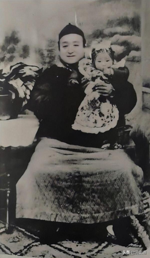 悽苦女人:做孩子時,離開母親,做母親時,離開孩子,臨終難如願 悽苦女人:做孩子時,離開母親,做母親時,離開孩子,臨終難如願