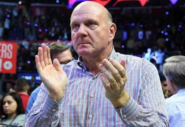 豪賭四巨頭?西蒙斯+沃爾+喬治一起逛街,倫納德黑臉,鮑爾默攤牌 豪賭四巨頭?西蒙斯+沃爾+喬治一起逛街,倫納德黑臉,鮑爾默攤牌