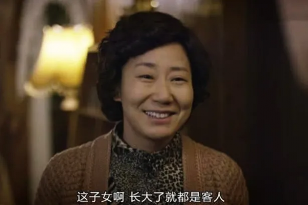 當代年輕人的“雲陪伴”：給父母裝監控