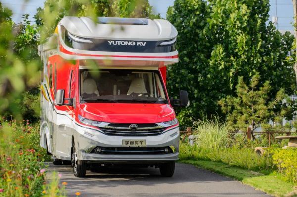 宇通“雍和”系列房車上線 京劇臉譜配色 濃郁國風氣息 高階品質體驗